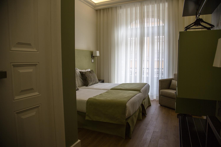 Others 4, Hotel Dublin, Lisbon