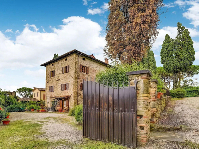 Exterior & Views 2, Your Home in a Tuscan Tower, Arezzo