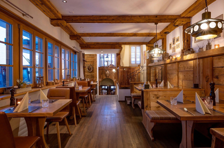Food & Drinks 4, Hotel Pollux, Visp