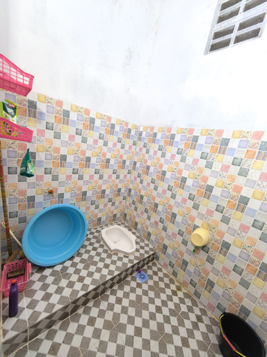 Bathroom, Shera Homestay Jogja, Sleman