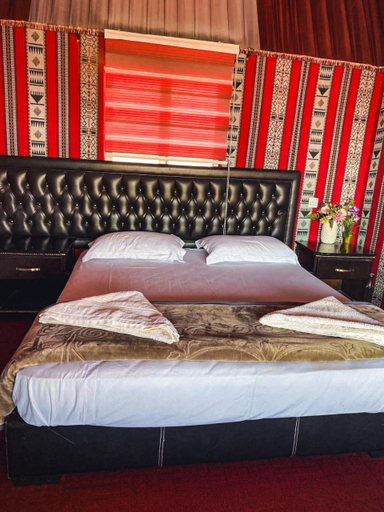 Bedroom 5, RUM OSCAR LUXURy CAMP, Quaira