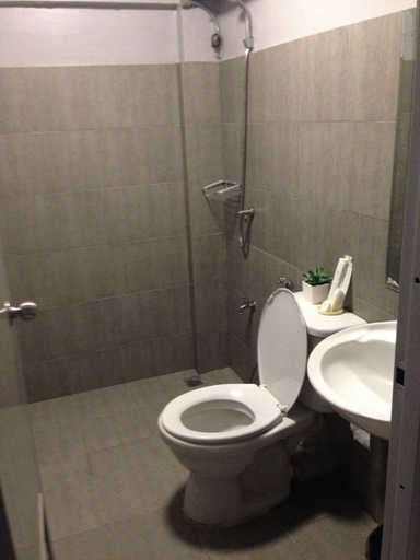 Bathroom 3, Loft 21 Apartment Romklao, Lat Krabang