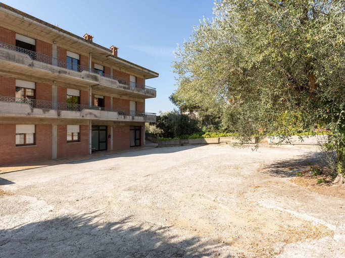 Exterior & Views 2, Apartment in Tuscany Near Lake Trasimeno, Perugia