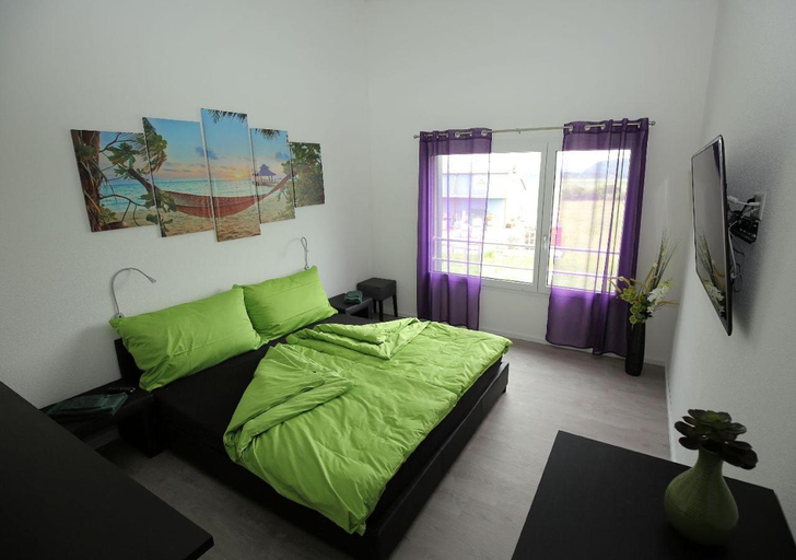 Bedroom 26