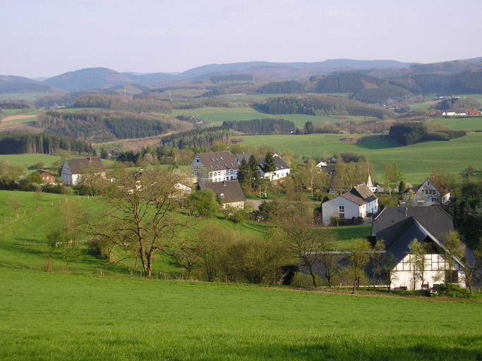 Others 4, Wohnung in Silbecke mit Garten, Olpe