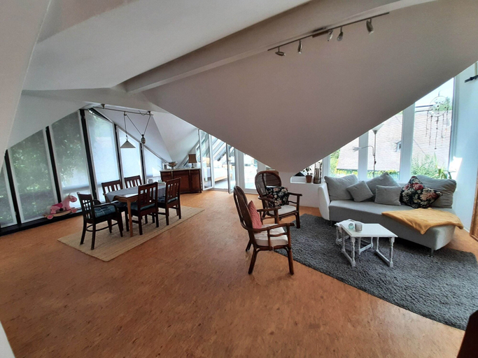 Others 5, Lovely Apartment in Roes With a Terrace, Cochem-Zell