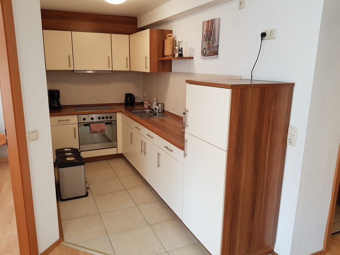 Private kitchen 5, Apartment in Kamenz Sachsen Near Town Centre, Bautzen