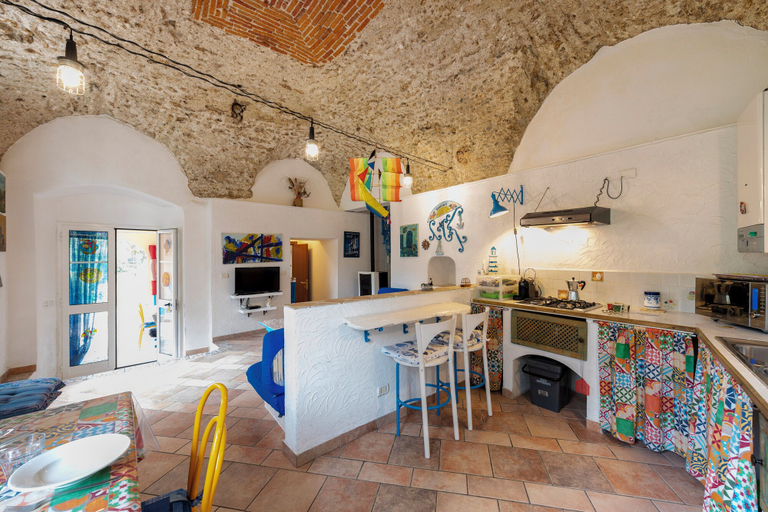 Private kitchen 2, Villa Sara - 5 Min From The Sea, Savona