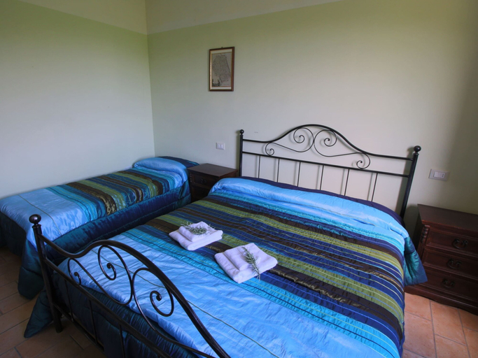 Bedroom 2, Mansion in Apecchio With Pool, Pesaro E Urbino