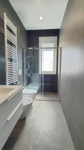 Bathroom 3, Villa Borghesi Suites Fronte Mare, Rimini