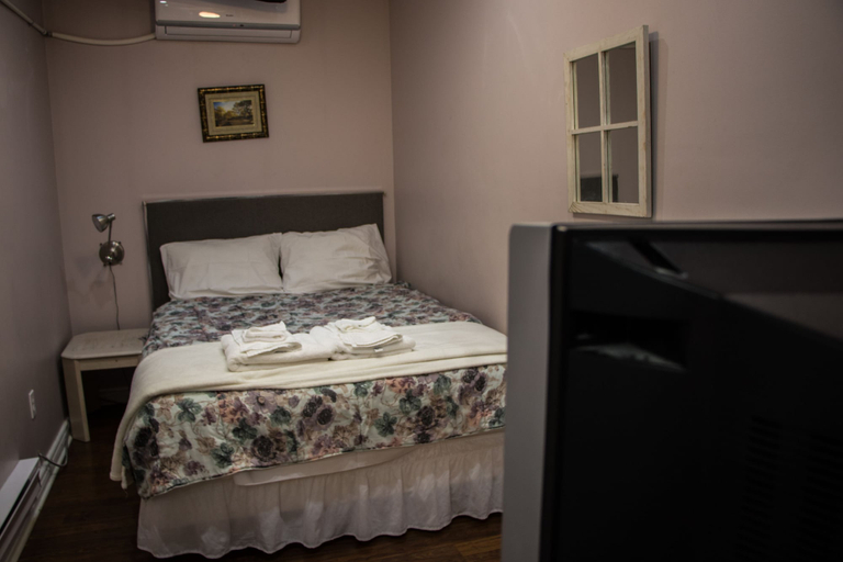 Bedroom 4, St Lawrence Residences And Suites, Toronto