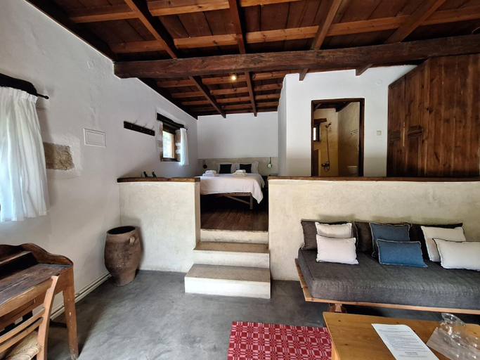 Others 4, Μilia Mountain retreat, Crete