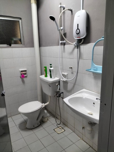 Bathroom, Milia Homestay PD Perdana Condo, Port Dickson