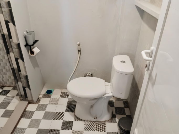 Bathroom, Suka Bali 6 by Lodgiin, Badung