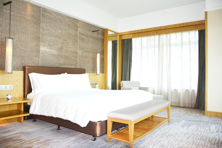 Bedroom 4, Hyatt Centric Zhongshan Park Shanghai, Shanghai