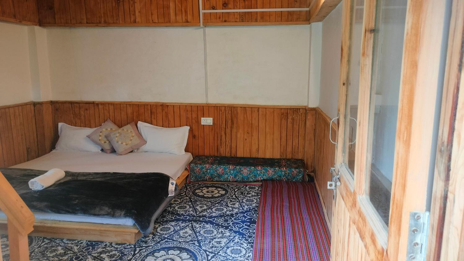 Others 2, Rustichome, Kullu