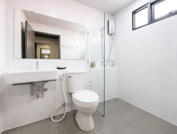 Bathroom 3, Oblique Apartment, Bang Yai