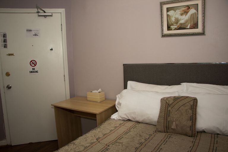 Bedroom 3, St Lawrence Residences And Suites, Toronto