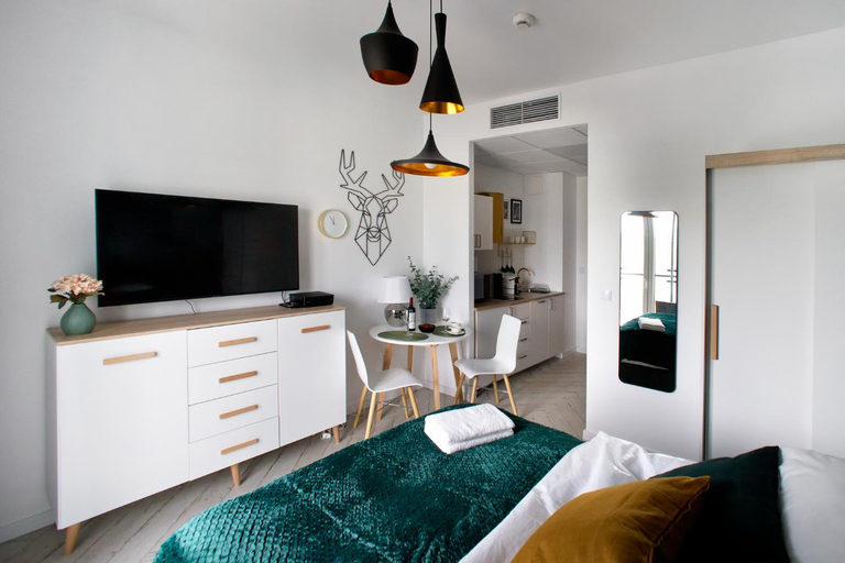 Bedroom 1, Prymasa Tysiaclecia - P&O Serviced Apartments, Warsaw