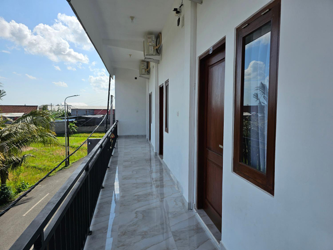 Others 4, Umah Cenik, Badung