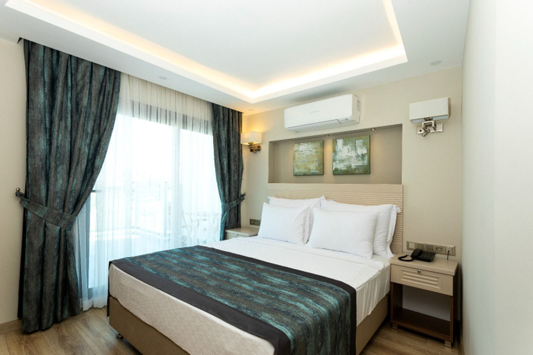 Bedroom 3, Gulluk Yali Boutique Hotel, Milas