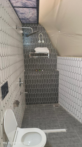 Bathroom 3, Nature life farm, Jaipur
