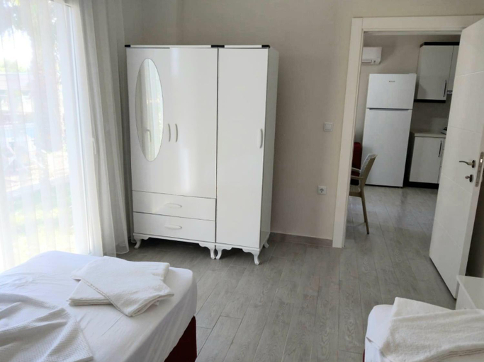 Others 4, Palmiyem Apart Otel, Menderes