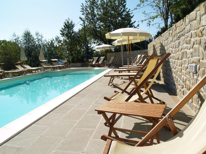 Others 5, Alpine Getaway in Tuscany, Pistoia