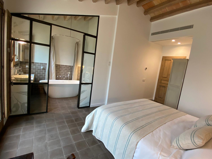 Bedroom 2, Mas Generos - Adults-Only Eco Hotel, Girona