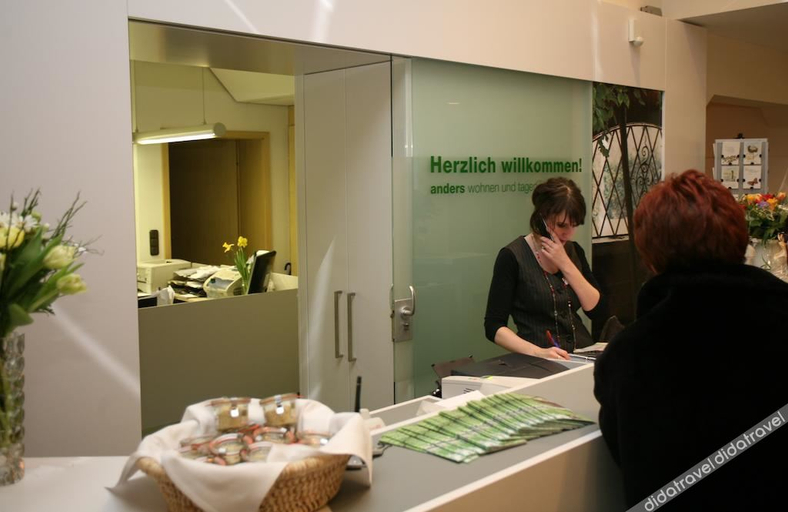 前台 3, Das Hotel Am Alten Park, Augsburg