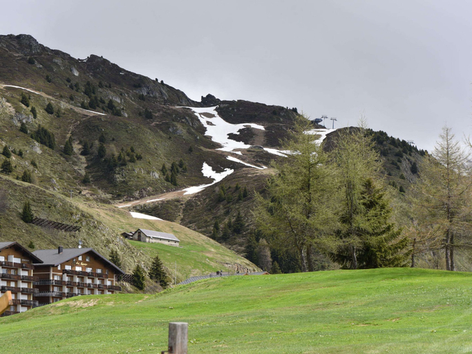 Others 5, Spacious Apartment in Riederalp near Ski Trail, Raron