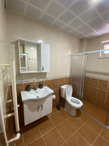 Bathroom, AYKA apart, Merkez