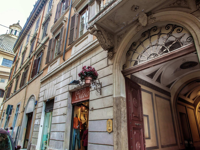 Exterior & Views, Apartment near Piazza del Popolo & Villa Borghese, Rome