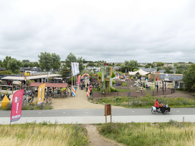 Property amenity 5, Luxury Tent with Kitchen & Shower near Beach & Campsite, 's-Gravenzande