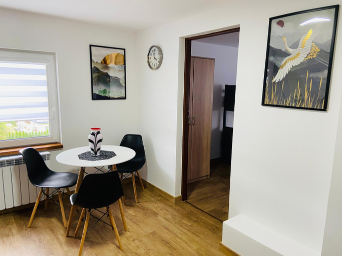 Others 4, APARTAMENTY W BIESZCZADACH, Lesko
