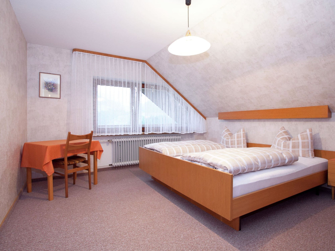 Bedroom 3, Apartment With Garden, Ortenaukreis