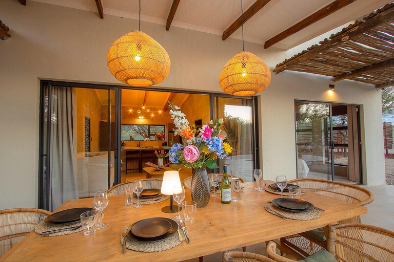 Others 5, The Duchess. Luxury Safari Villa, Ehlanzeni