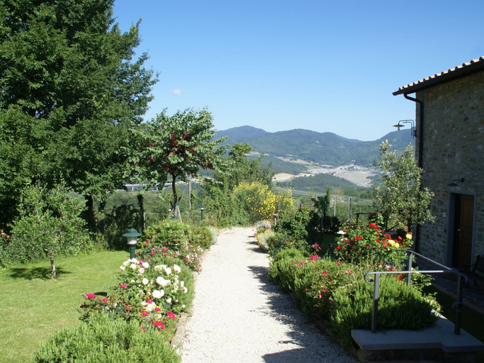 Others 5, Holiday Home in Montecarelli With Pool, Florence