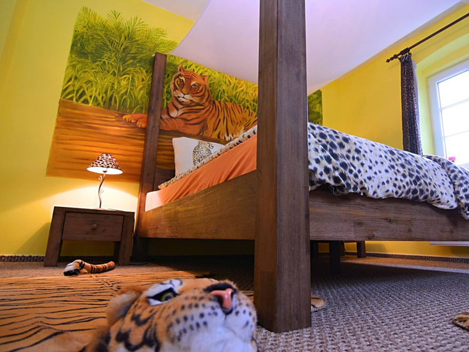 Bedroom 3, Spacious Villa near Forest in Buchet, Cham