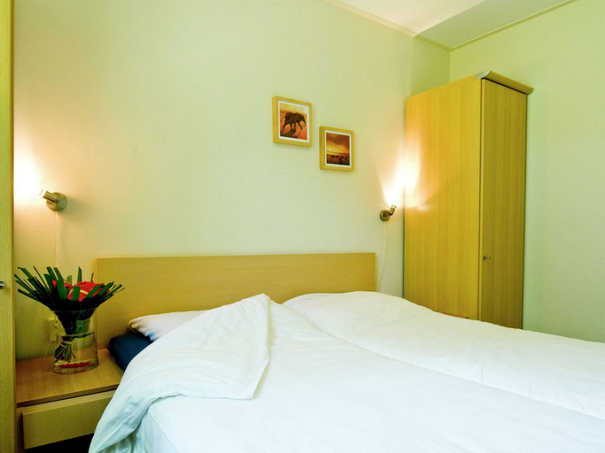 Bedroom, Bungalow With Fireplace, not far From Assen, Westerveld