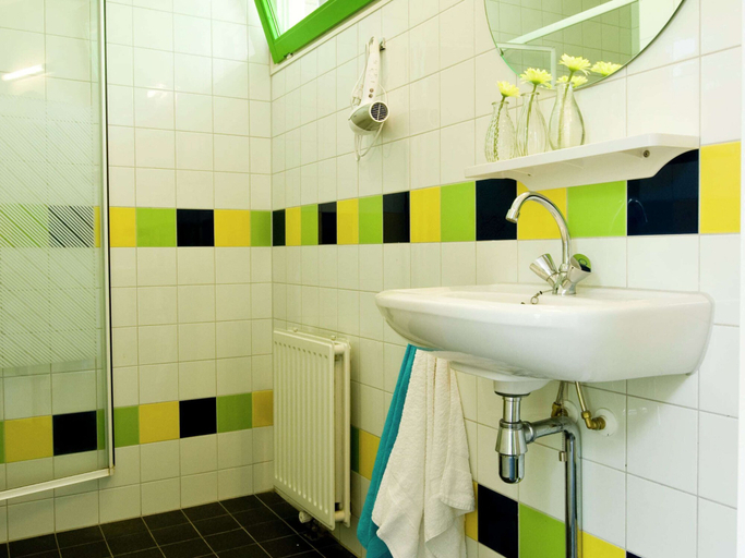 Bathroom, Bungalow With Fireplace, not far From Assen, Westerveld