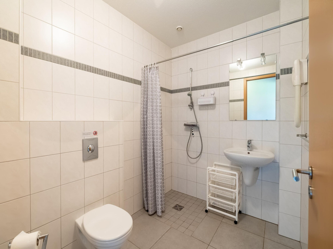 Bathroom, Eco-friendly Apartment With a Garden, Sluis