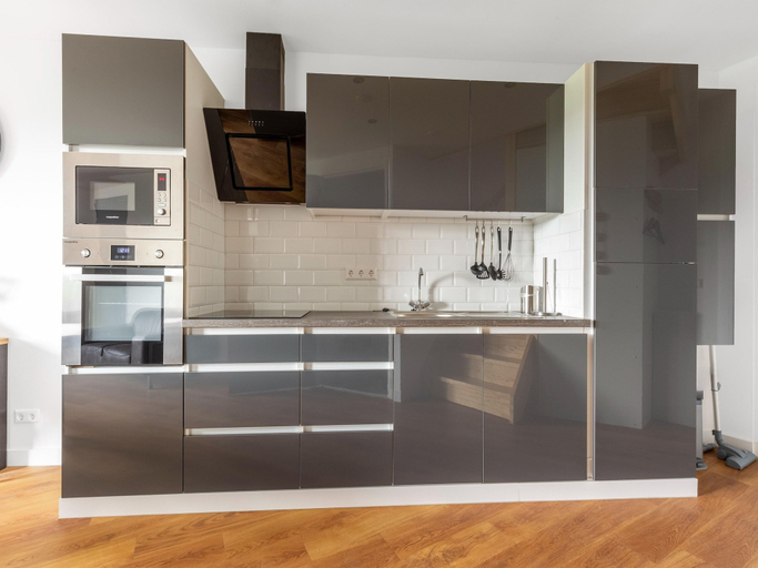 Private kitchen 2, Holiday Home in Forested Netherlands With Terrace, Goirle