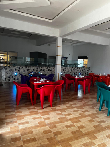 Food & Drinks 4, Bevelyn Africana, Warri South