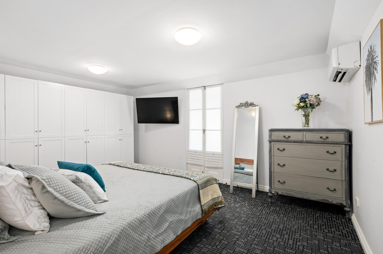 Bedroom 8