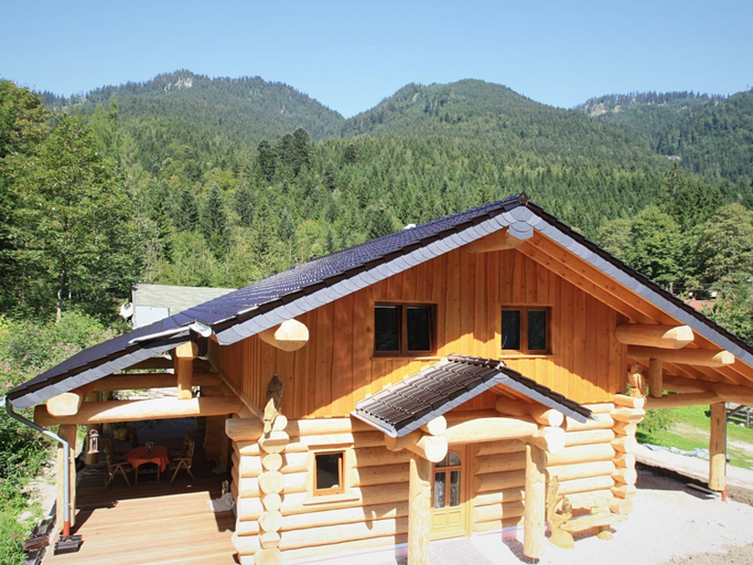 Exterior & Views, Unique Holiday Home in Ruhpolding With Sauna, Traunstein