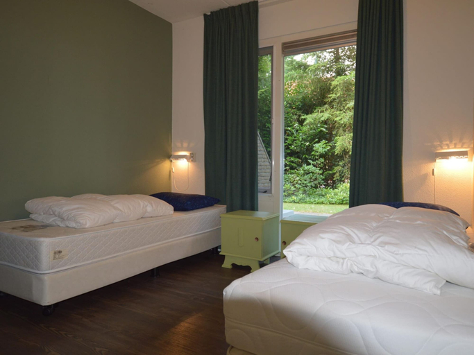 Room 2, Holiday Home in Lemele Near Nature Reserve, Ommen