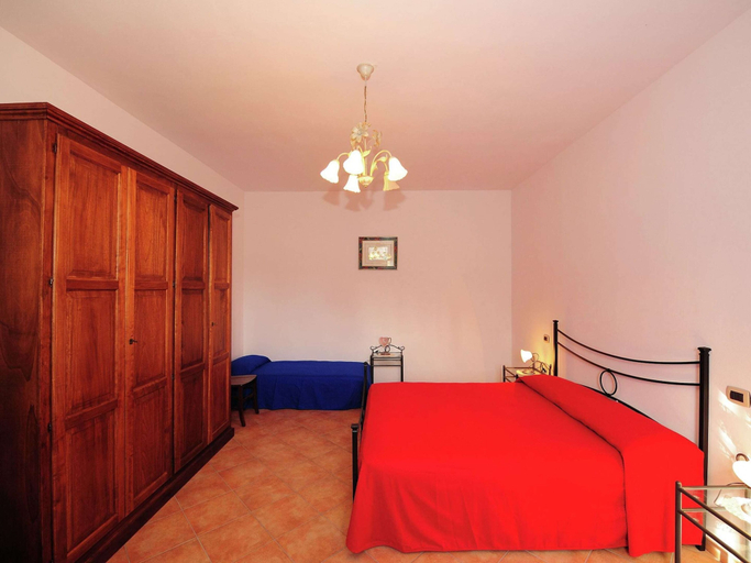 Bedroom 3, Farmhouse Passignano Near Lake Trasimeno, Perugia
