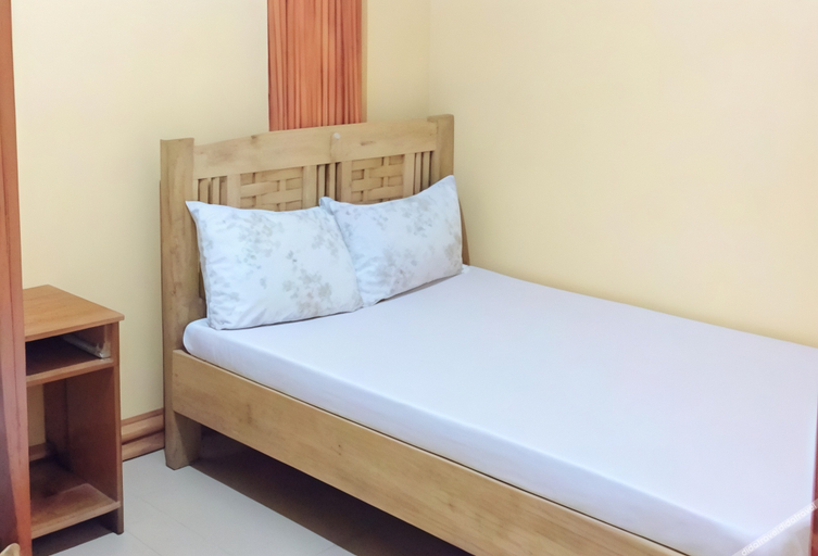 Bedroom 4, RedDoorz Hostel @ Baguio Tourist Cabin, Baguio City
