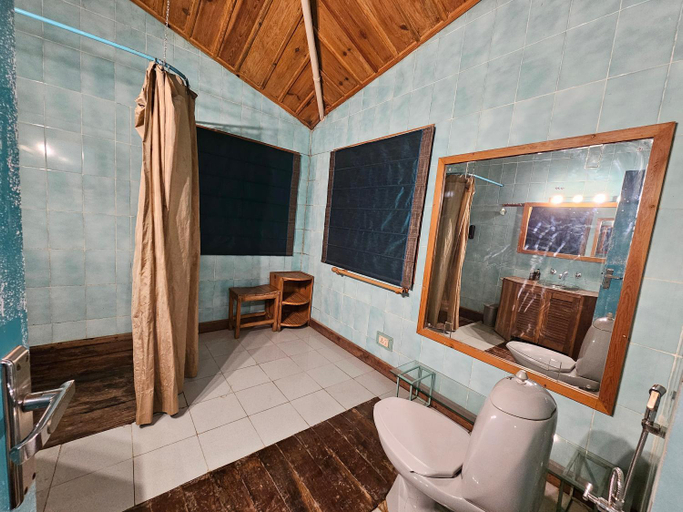 Bathroom 2, The Vanya, Boutique Stay, Nainital